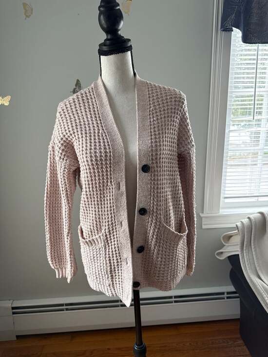 American Eagle Sweaters - American Eagle Waffle Knit Button-Up Cardigan, Size Small